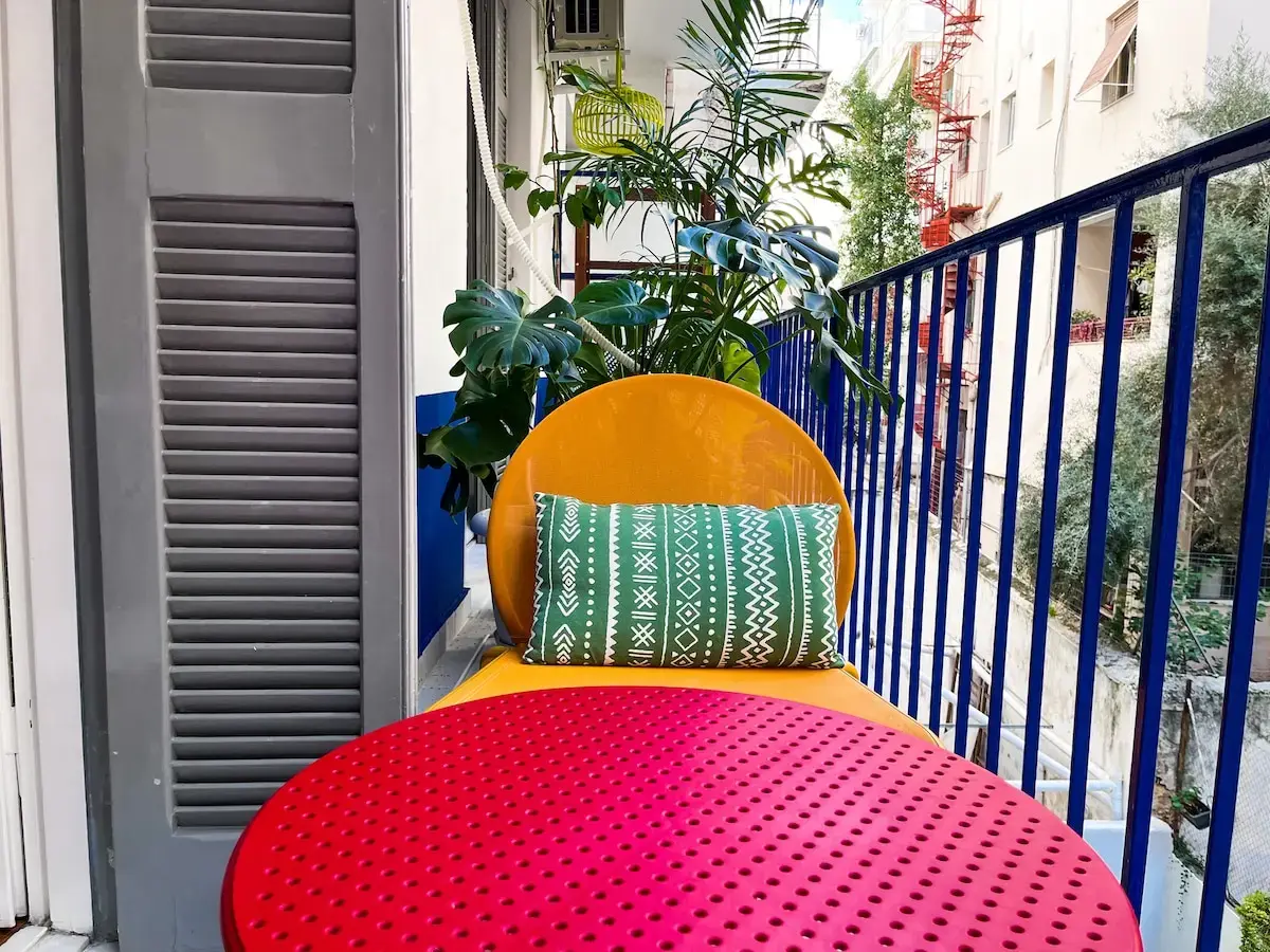 Vue du balcon Athens Local Stay